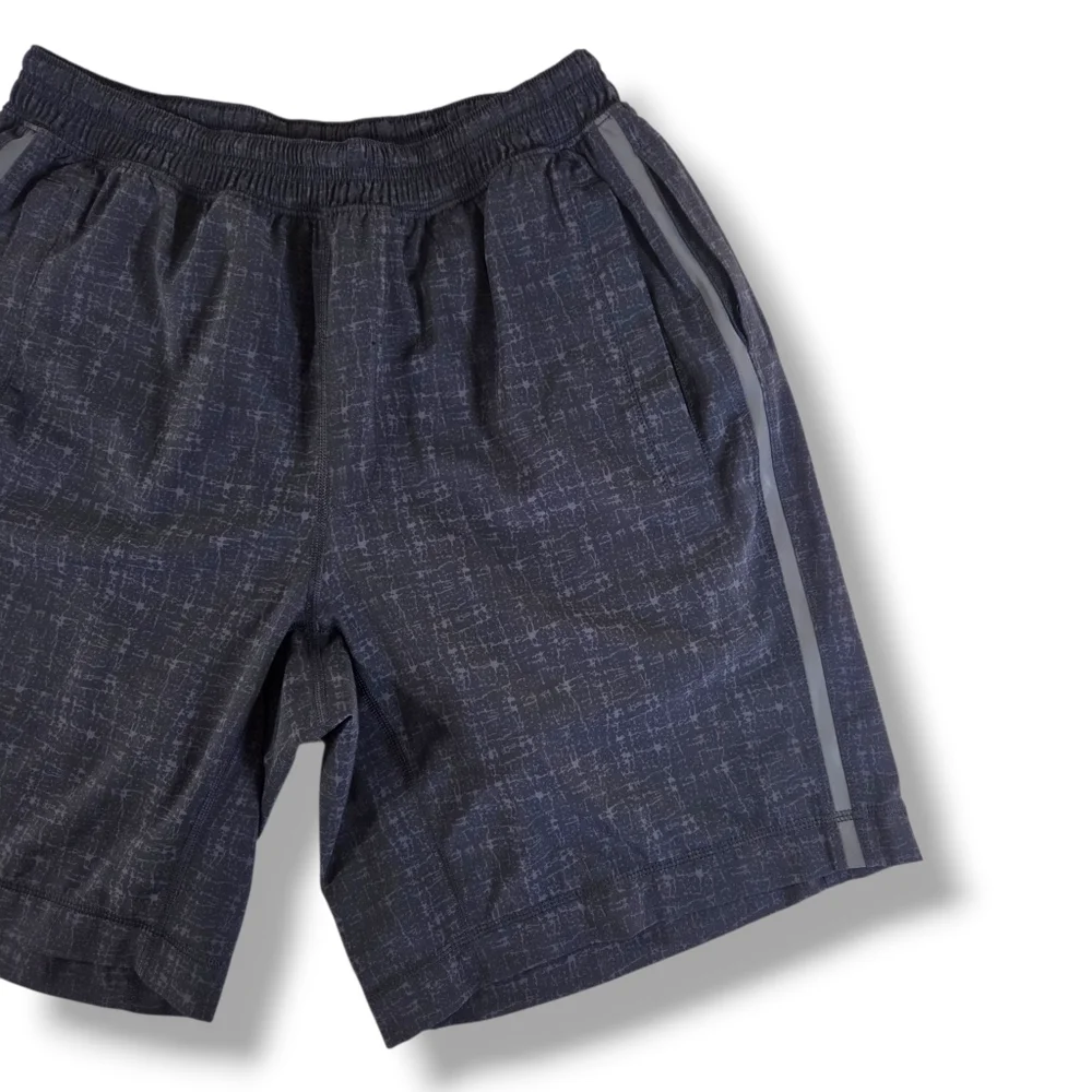 LULULEMON Men’s 9” Lined Pace Breaker Shorts Black Grey Gray Large